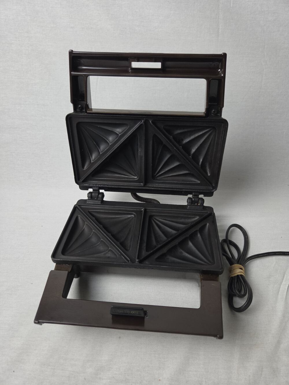 Vintage Snakmaster Sandwich Maker Press Portable Grill - Tested Works